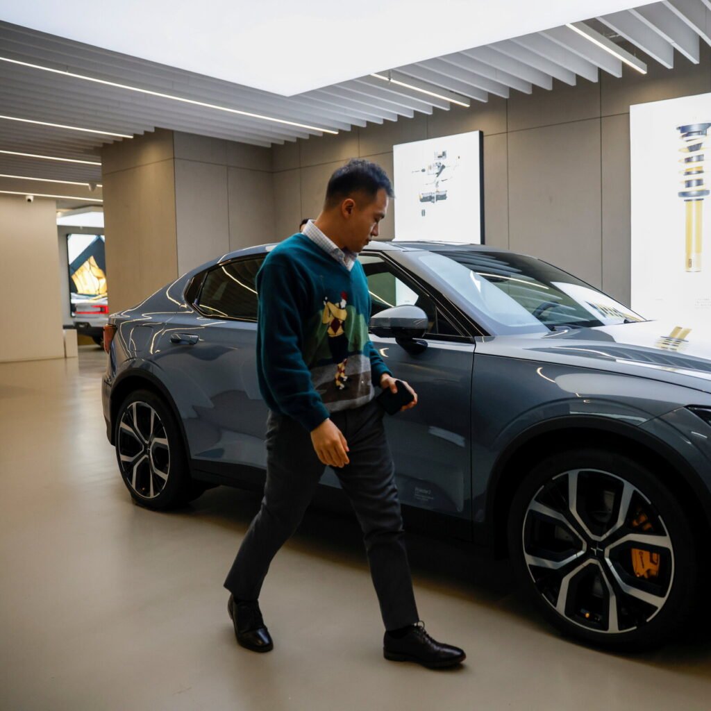 Few Chinese Electric Cars Are Sold in U.S., but Industry Fears a Flood