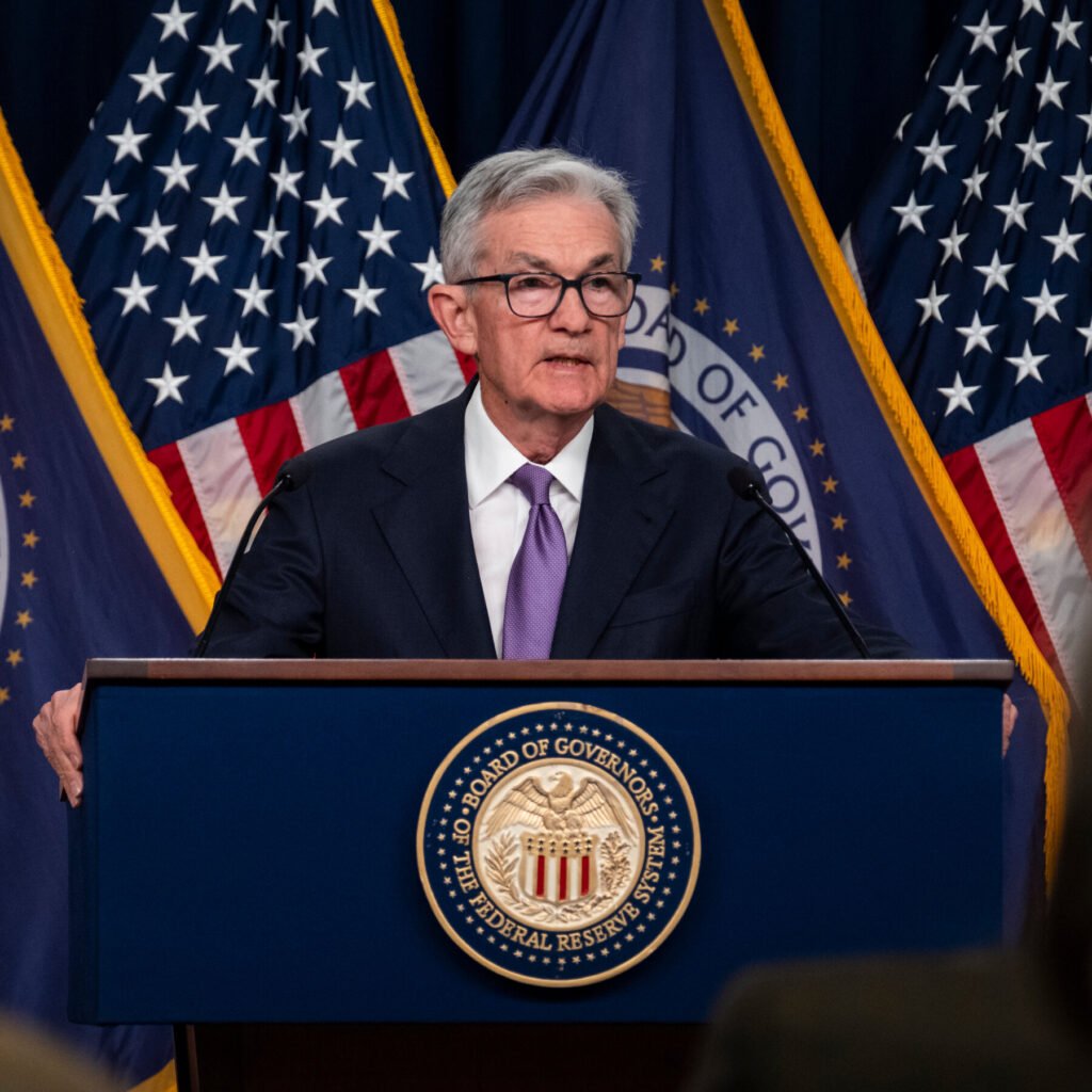 Powell Faces Economic Crossroads as He Prepares to Speak at Jackson Hole